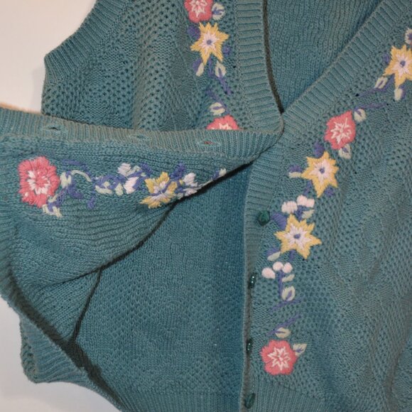 NORTHERN Reflections (R) Ramie/Cotton Floral Embroidery Buttons Knitted Vest M - Picture 4 of 7
